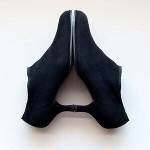 Stuart Weitzman Black Suede Leather Kitten Heel Almond Toe Ankle Boots Booties 6